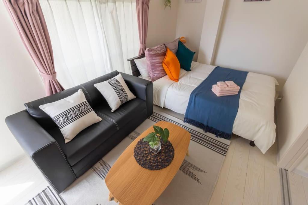 Kosumosu Hotel Токио Екстериор снимка