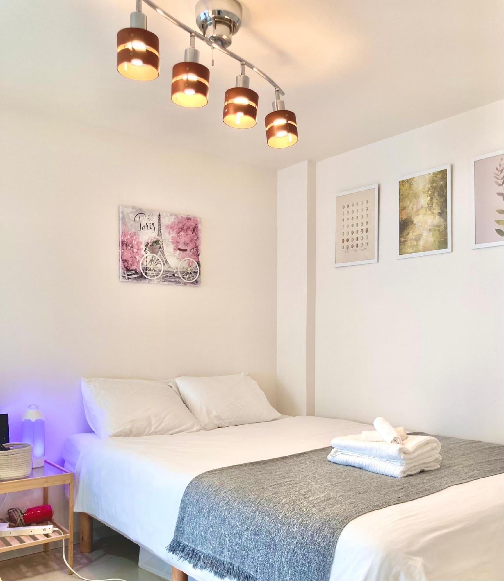Kosumosu Hotel Токио Екстериор снимка